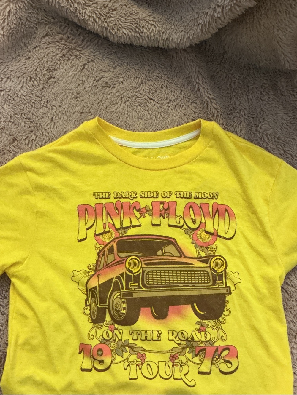 Hybrid Apparel Yellow Pink Floyd 'The Dark Side of the Moon' Tour 73’ Crop Tee